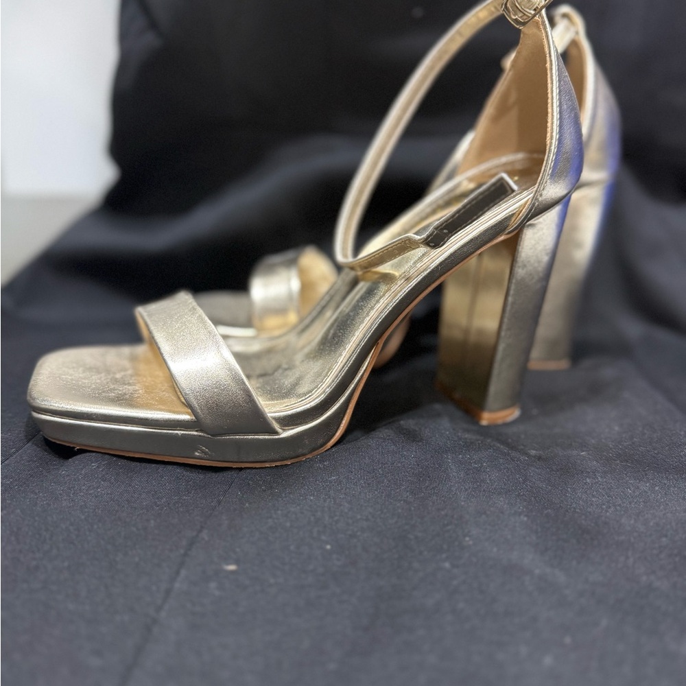 Lulu's Metallic Silver Block Heels